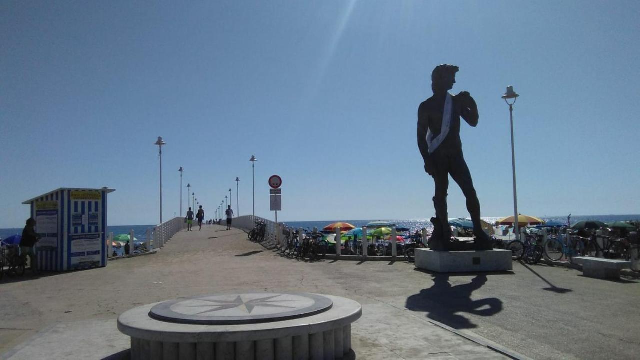 Appartamento Mare Pital Marina di Massa Exteriör bild